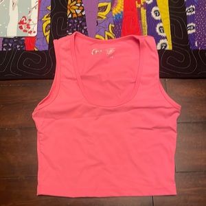 pink work out tank